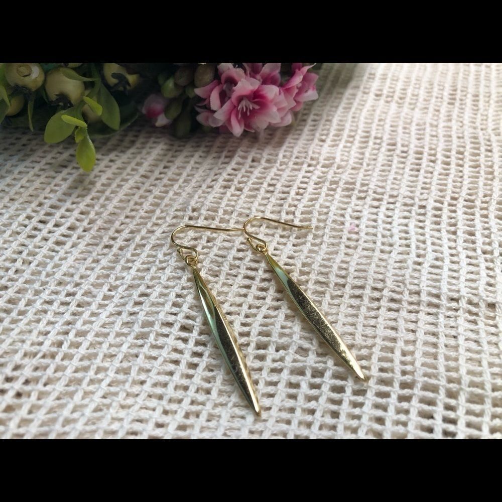 Gold earrings 